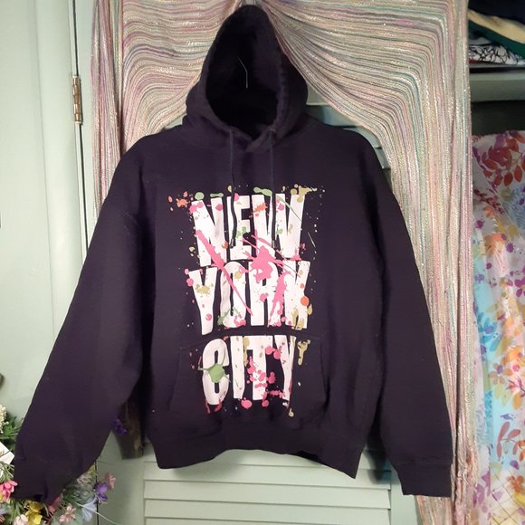 Vintage Tops - Vintage 'New York City' 90s graphic hoodie sz M